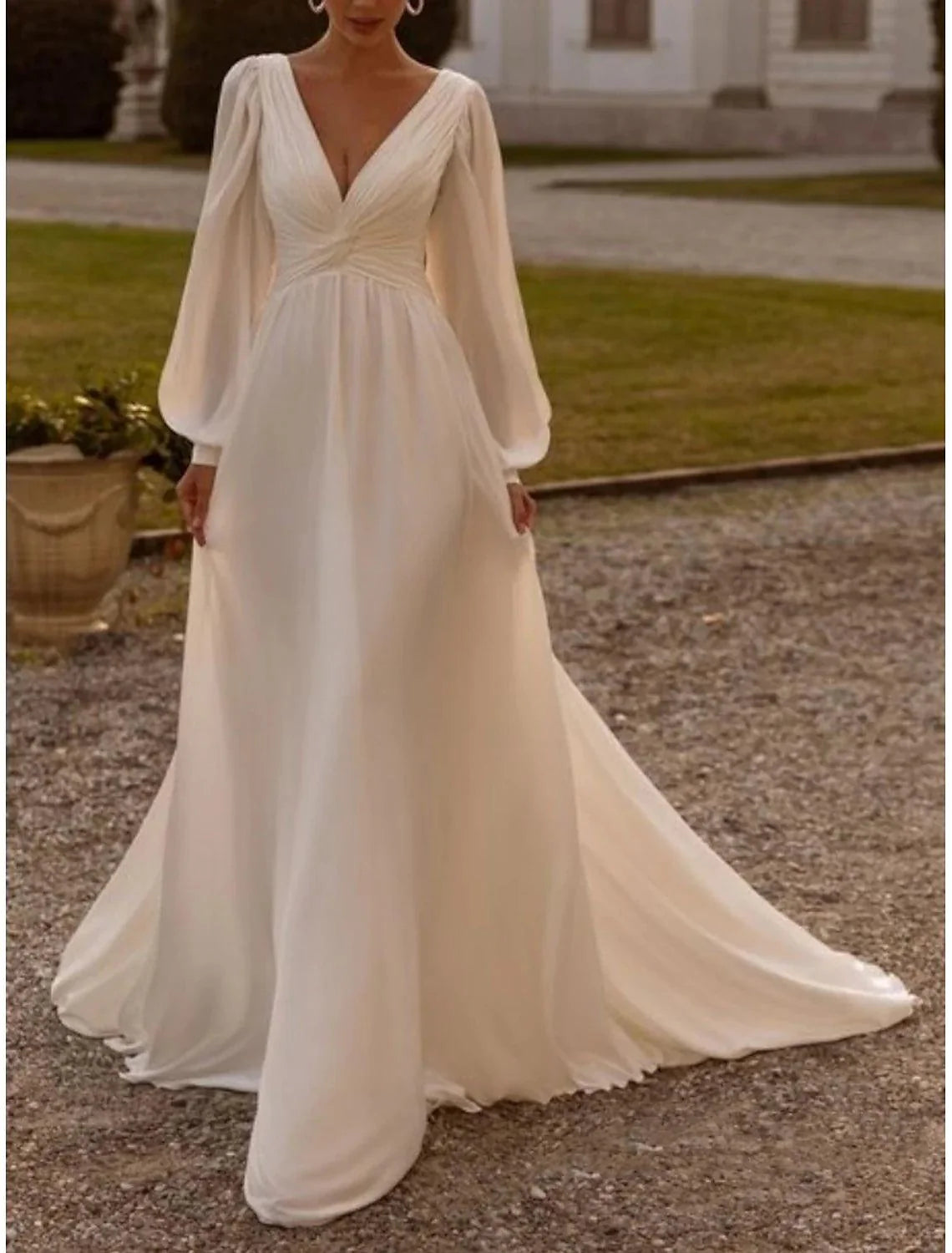 Vestidos de novia de corte A, camisola, sin mangas, hasta la rodilla, de gasa, con pliegues, sencillos.