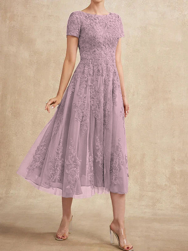 Vestido de madre de la novia de tul con encaje y corte en A, largo hasta la rodilla