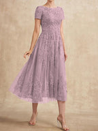 Vestido de madre de la novia de tul con encaje y corte en A, largo hasta la rodilla