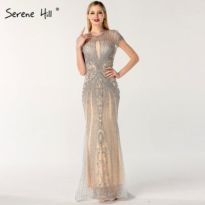 Luxus Ärmelloses Volldiamant-O-Ausschnitt Sexy Abendkleider Dubai Design LA60742