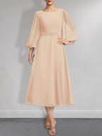 Vestido de gasa para madre de la novia, corte A, escote redondo, largo hasta la rodilla, plisado, con broche de cristal