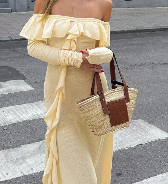 Vestido de fiesta largo color crema con volantes y hombros descubiertos, elegante, con abertura, Y7975
