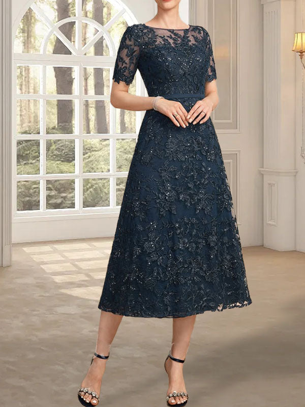 Vestido de madre de la novia de encaje con lentejuelas, corte A, escote ilusión y largo hasta la rodilla