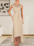 Vestido de gasa con encaje y escote redondo en forma de A color champán
