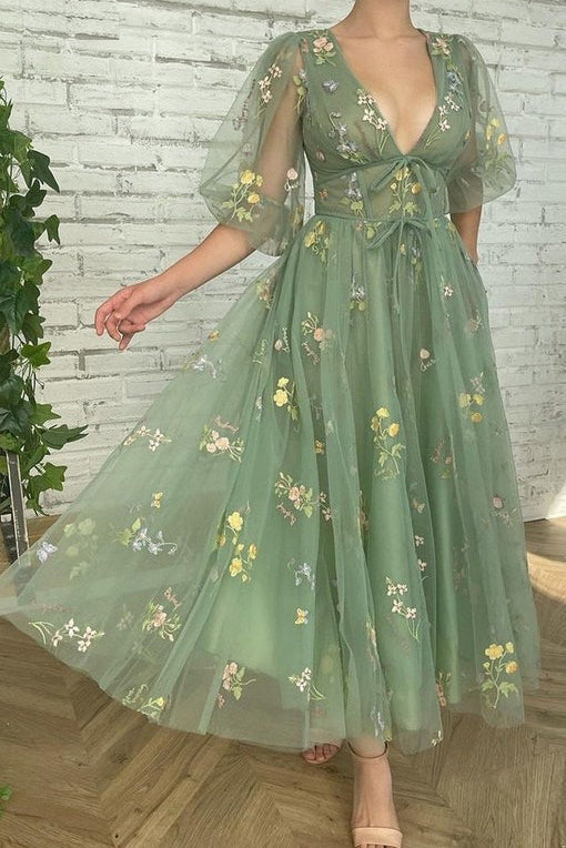 Grünes V-Ausschnitt Kurze Ärmel Knöchellanges Blumen Tüll Kurzes Ballkleid