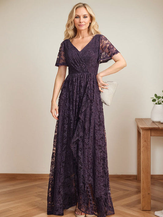 A-Linien-Kleid mit V-Ausschnitt, asymmetrischer Spitze für die Brautmutter mit kaskadierenden Rüschen 