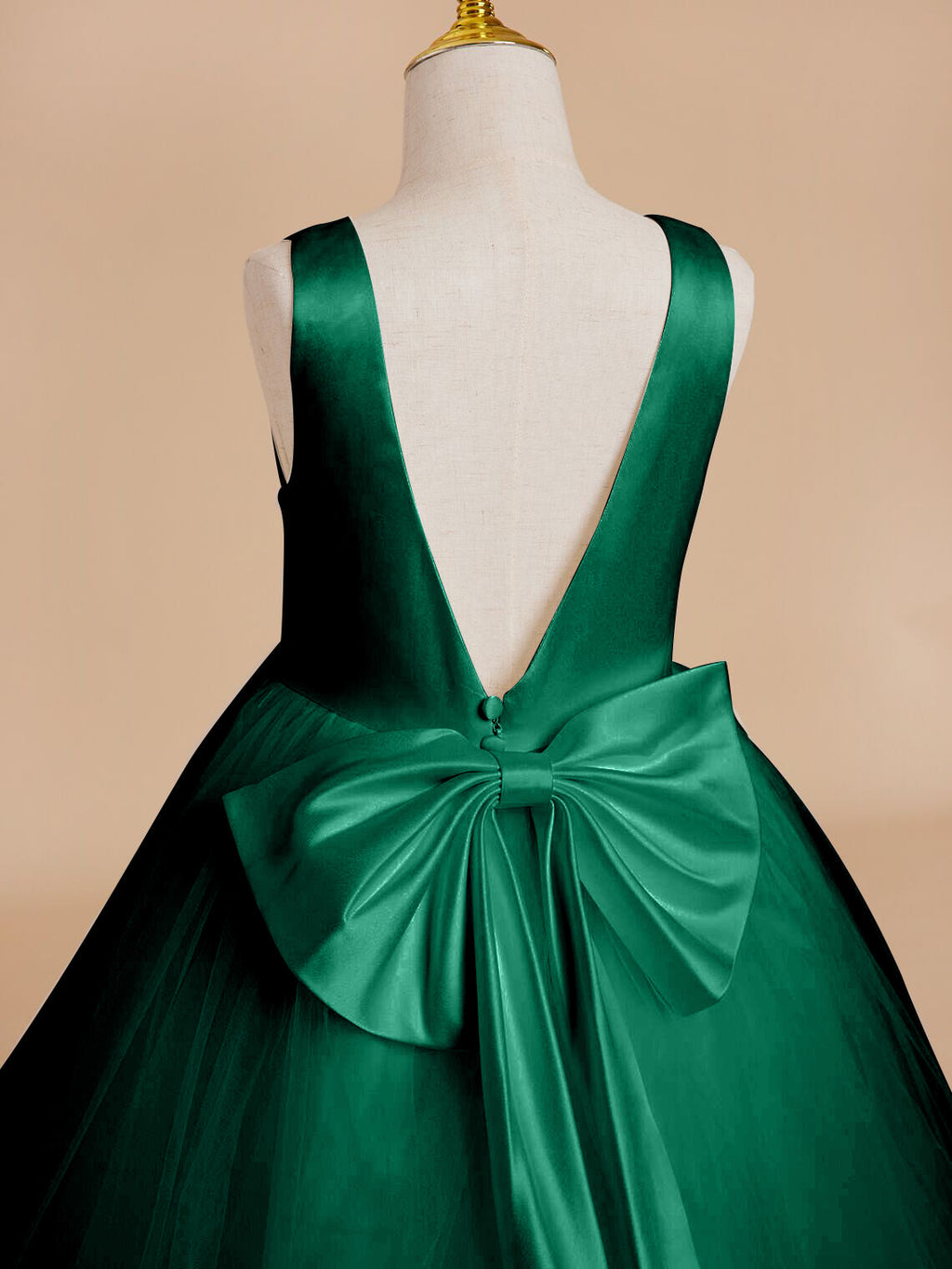 Klassisches weißes ärmelloses A-Linien-Blumenmädchenkleid aus Satin und Tüll 