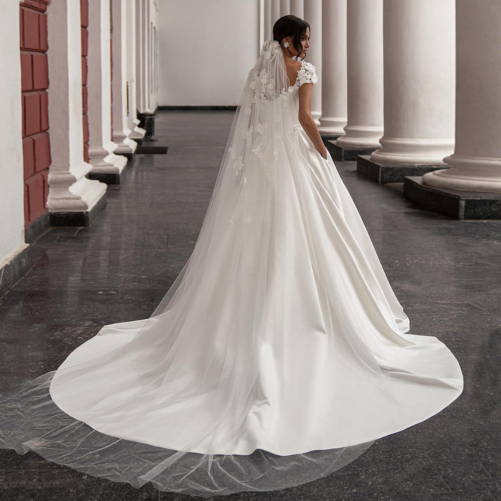 Gorgeous Satin Wedding Dresses Cap Sleeve Scoop Neck Flowers Court Train A Line Princess Bridal Gowns With Pockets Vestidos De-payinti