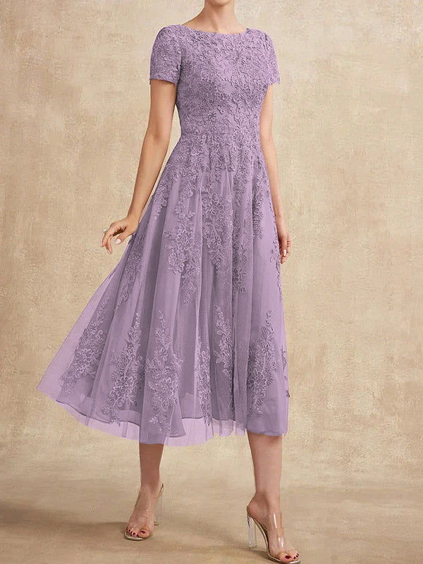 Vestido de madre de la novia de tul con encaje y corte en A, largo hasta la rodilla
