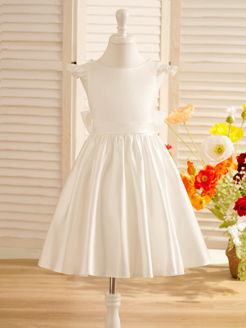 Vestido de niña de las flores de satén con mangas onduladas y corte en A hasta la rodilla