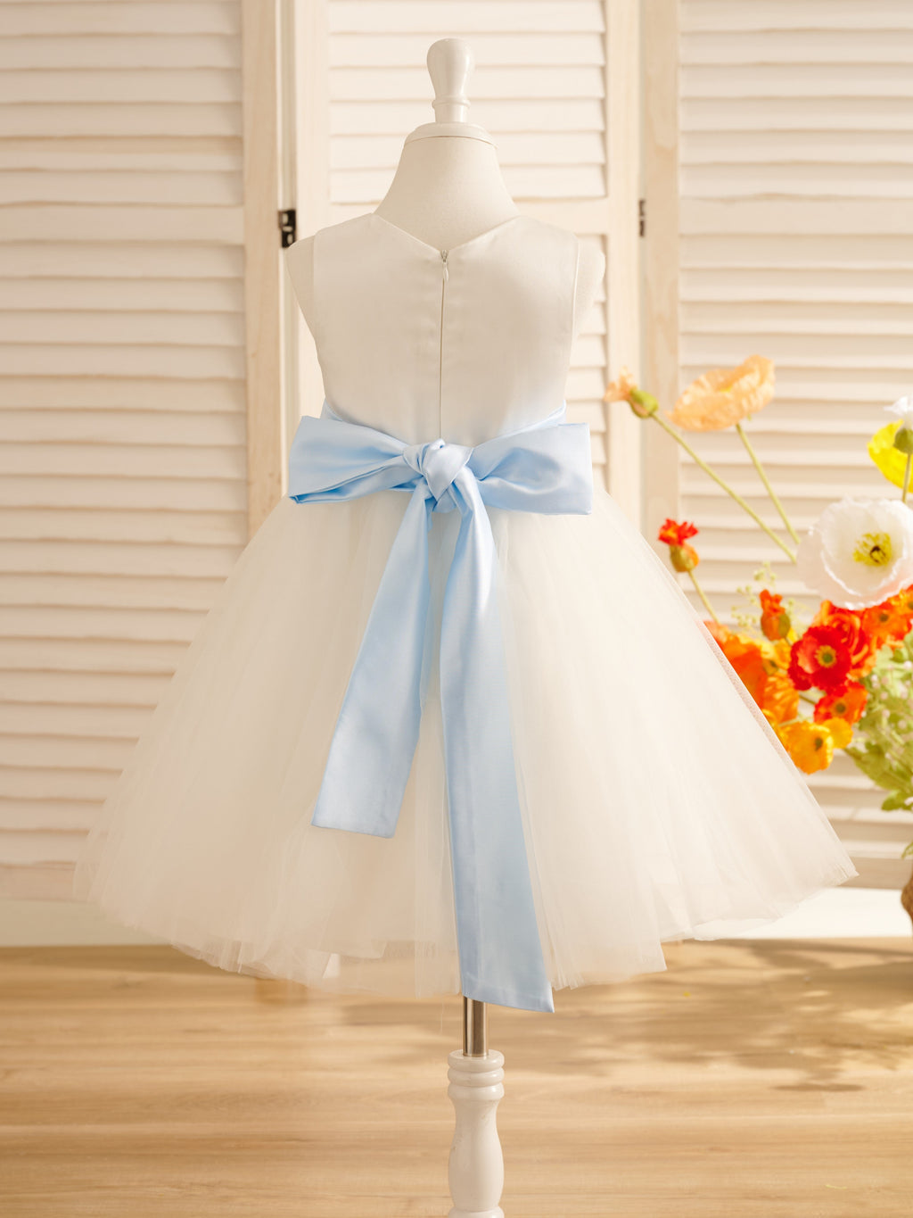 Vestido de niña de las flores de tul satinado hasta la rodilla con corte en A