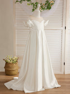 Elfenbeinfarbenes Blumenmädchenkleid aus Satin mit Schleppe 