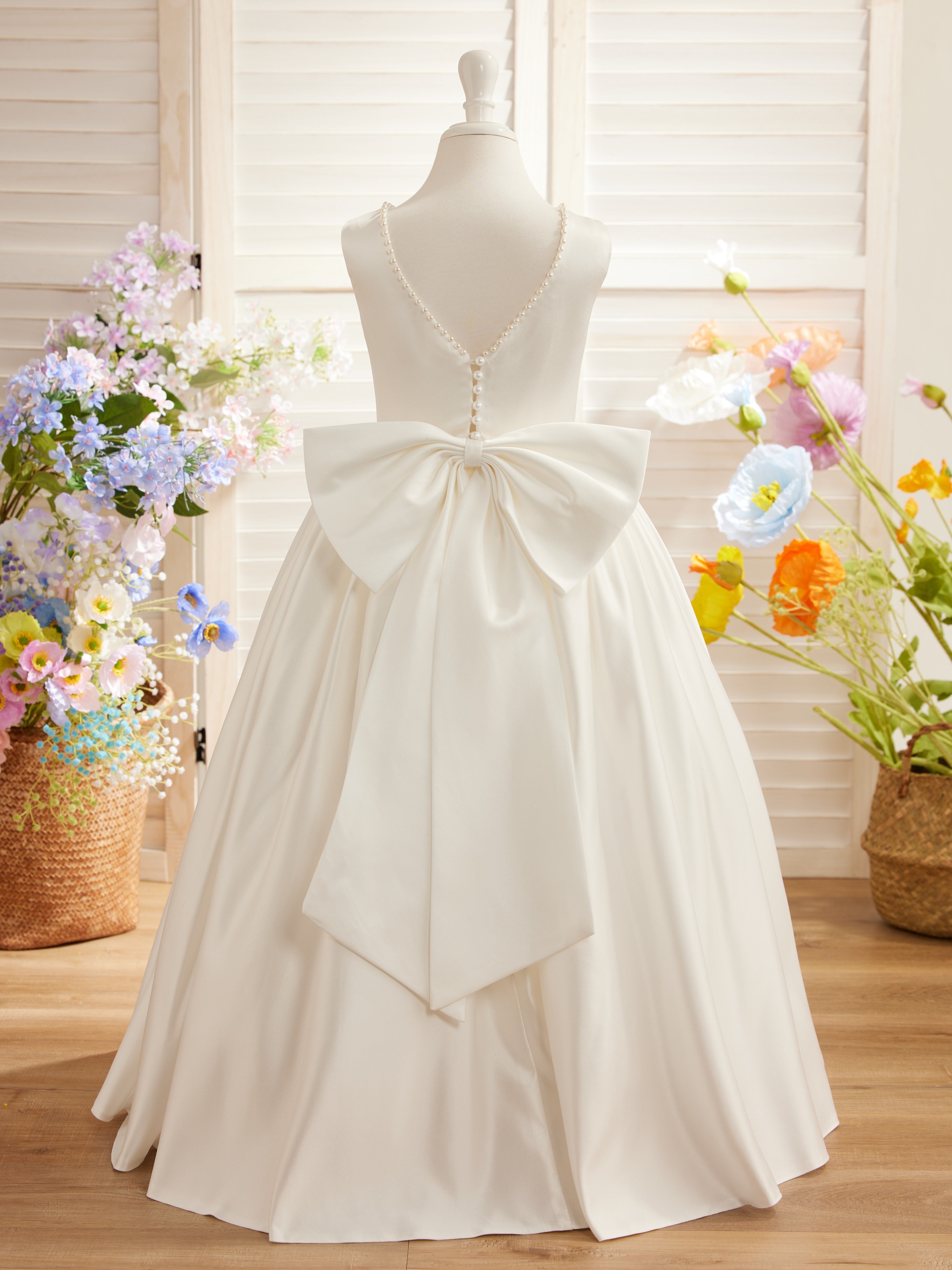 Sleeveless Satin Beaded Neckline and Bow Detail Dress