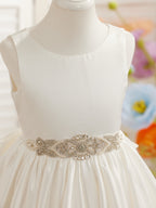 Duchesse-Linie/Princess-Linie Satin Sweep/Pinsel zug Blumenmädchenkleid 