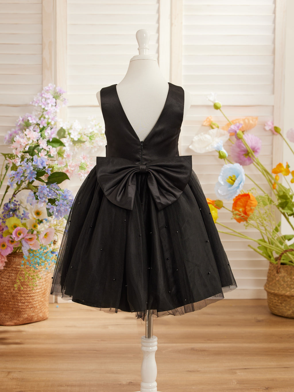 Vestido de niña de las flores de satén, tul y hasta la rodilla, estilo princesa