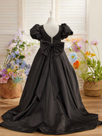Vestido para niña de las flores con cola larga, mangas abullonadas, lazo en la espalda y botones