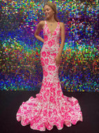 Bailey | Vestido de fiesta de sirena con encaje y lentejuelas en color rosa con escote en V