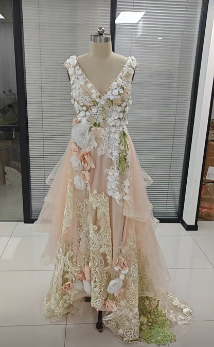 Elegantes Tüll A-Linie V-Ausschnitt Blumenspitze Ballkleid Formelle Abendparty
