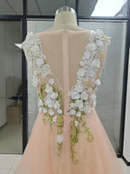 Elegantes Tüll A-Linie V-Ausschnitt Blumenspitze Ballkleid Formelle Abendparty