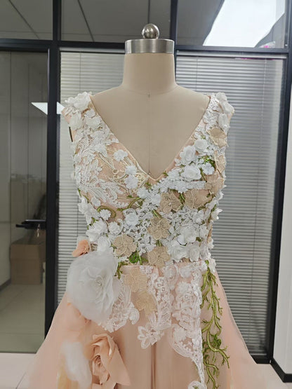 Elegantes Tüll A-Linie V-Ausschnitt Blumenspitze Ballkleid Formelle Abendparty