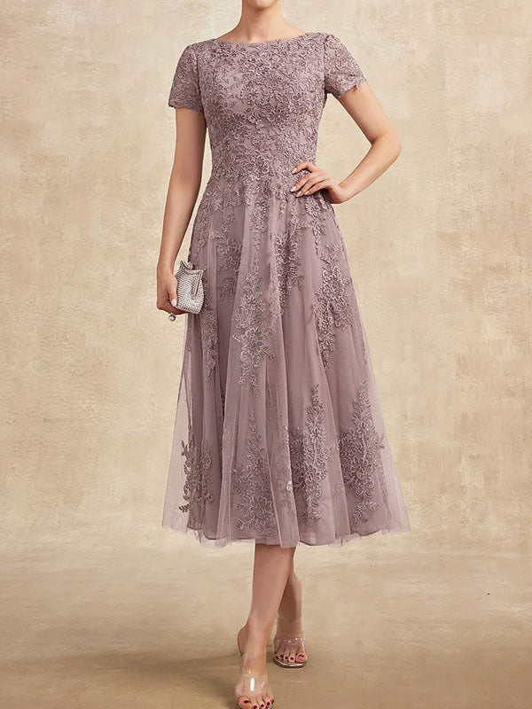 Vestido de madre de la novia de tul con encaje y corte en A, largo hasta la rodilla