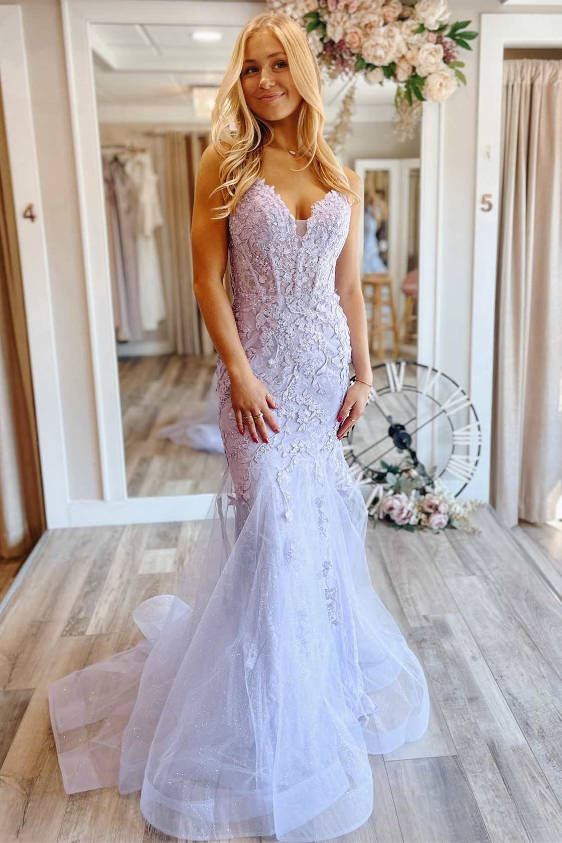 Mermaid V neck Lace Glitter Tulle Prom Dress