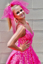 Katie | Vestido corto de fiesta de bienvenida con encaje y lentejuelas rosa intenso y brillante, corte A