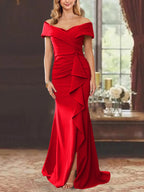 Vestidos para madre de la novia con corte tubo, hombros descubiertos, sin mangas, largo hasta el suelo y volantes
