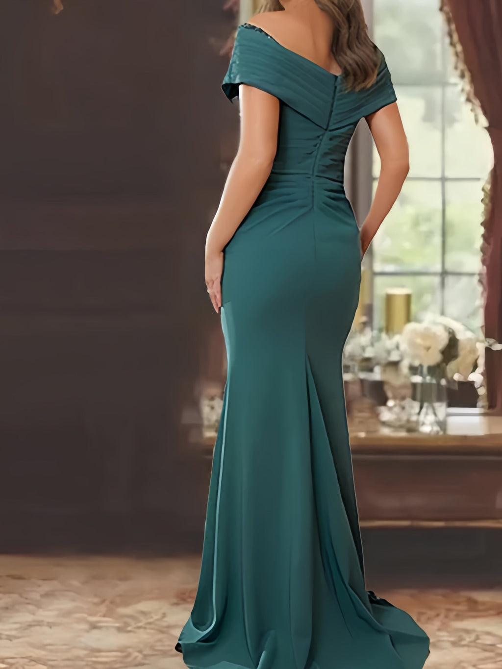 Vestidos para madre de la novia con corte tubo, hombros descubiertos, sin mangas, largo hasta el suelo y volantes