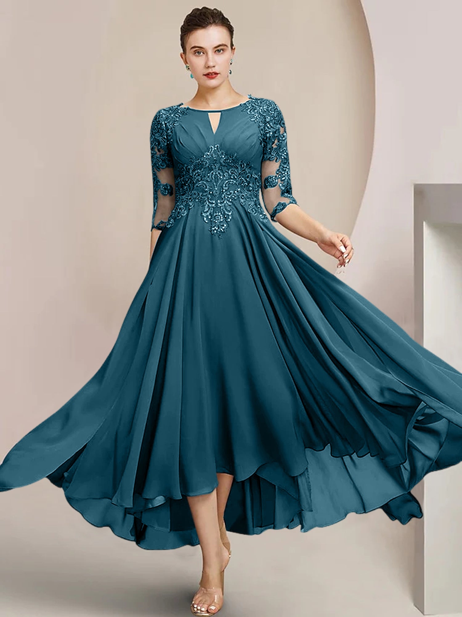 Vestidos de madre de la novia de corte A/princesa con escote redondo y largo hasta la rodilla