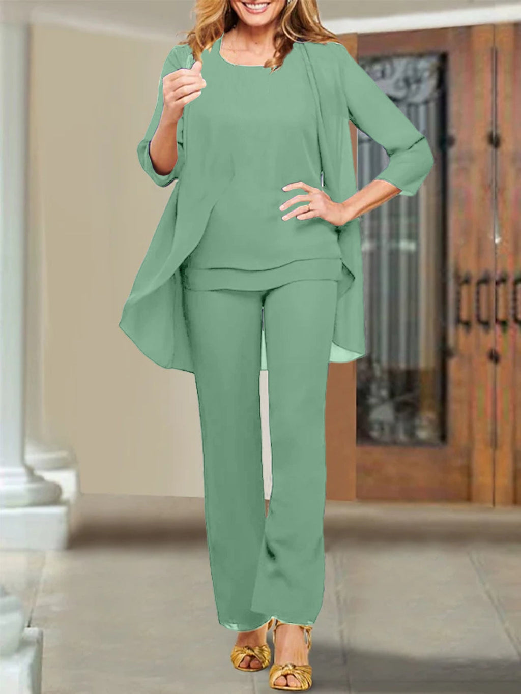 Trajes de pantalón para madre de la novia con escote redondo de gasa