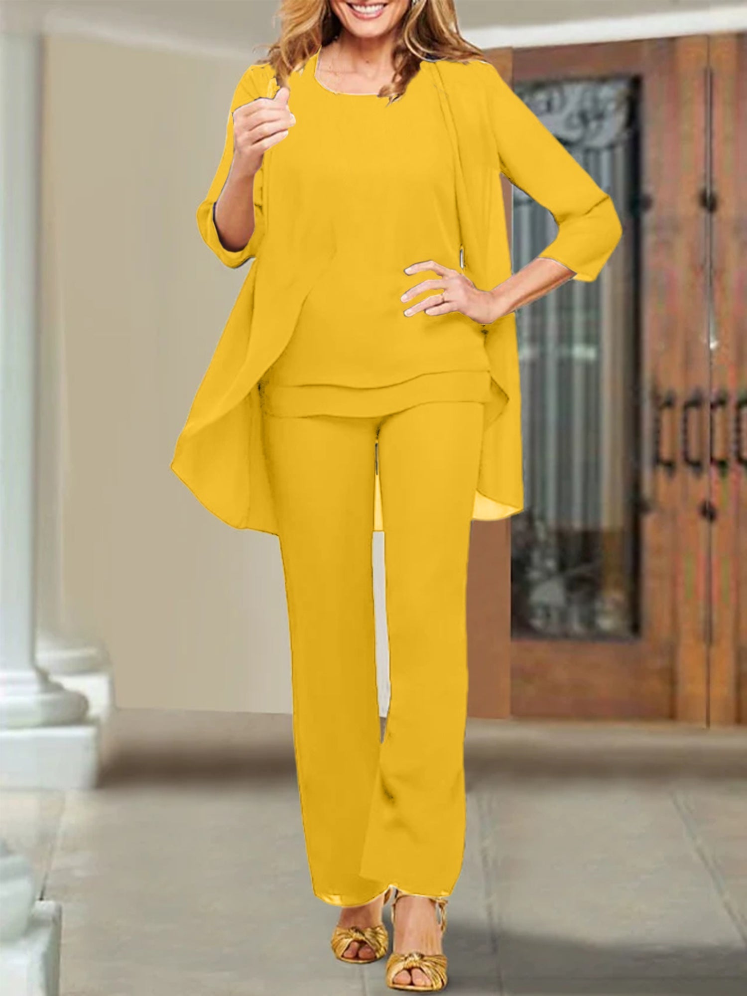 Trajes de pantalón para madre de la novia con escote redondo de gasa