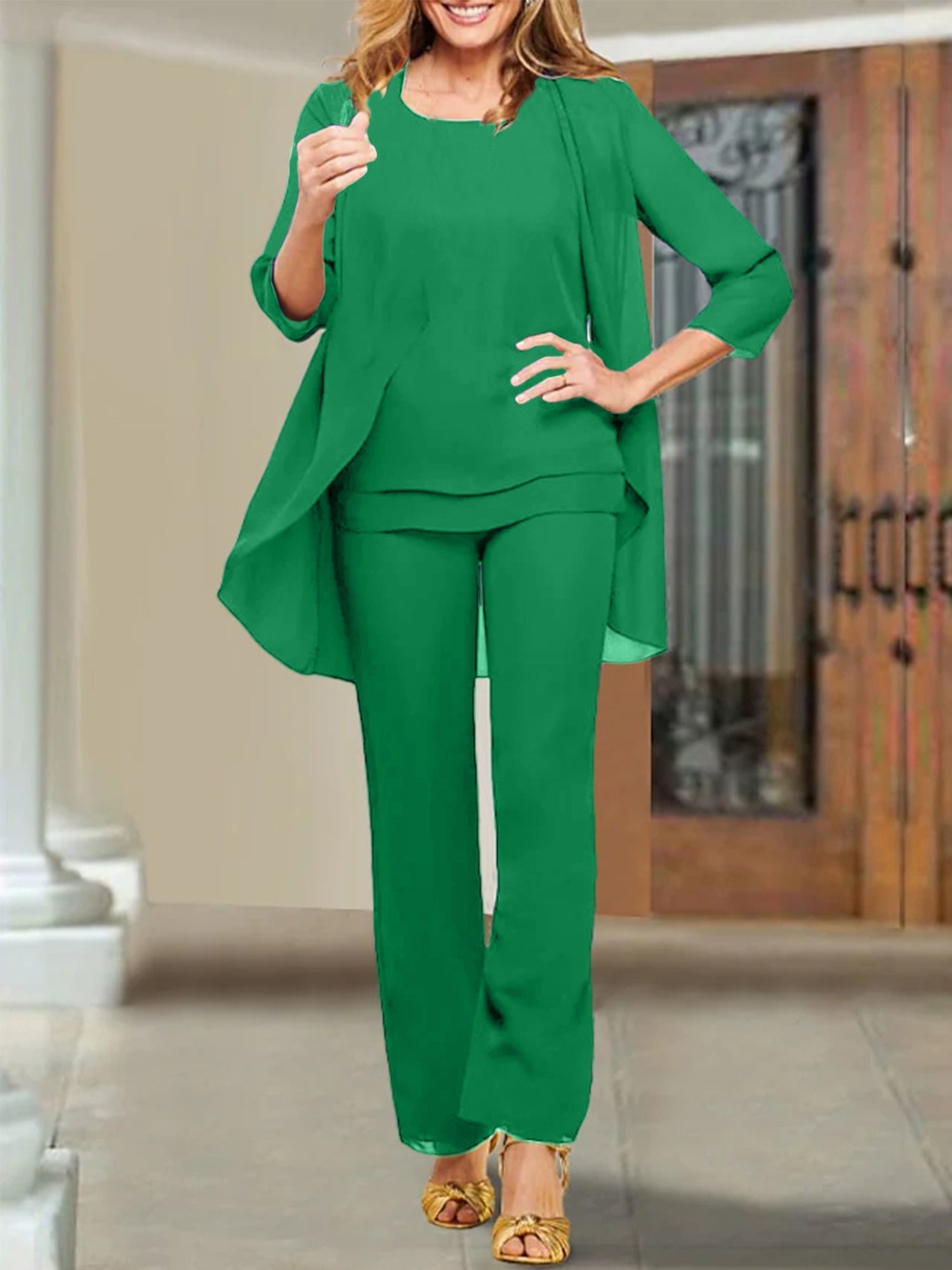 Trajes de pantalón para madre de la novia con escote redondo de gasa