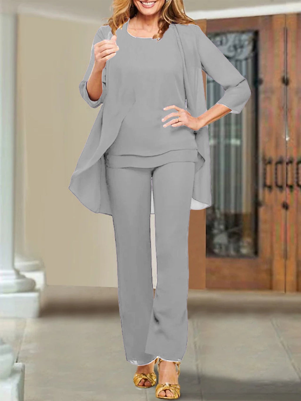 Trajes de pantalón para madre de la novia con escote redondo de gasa