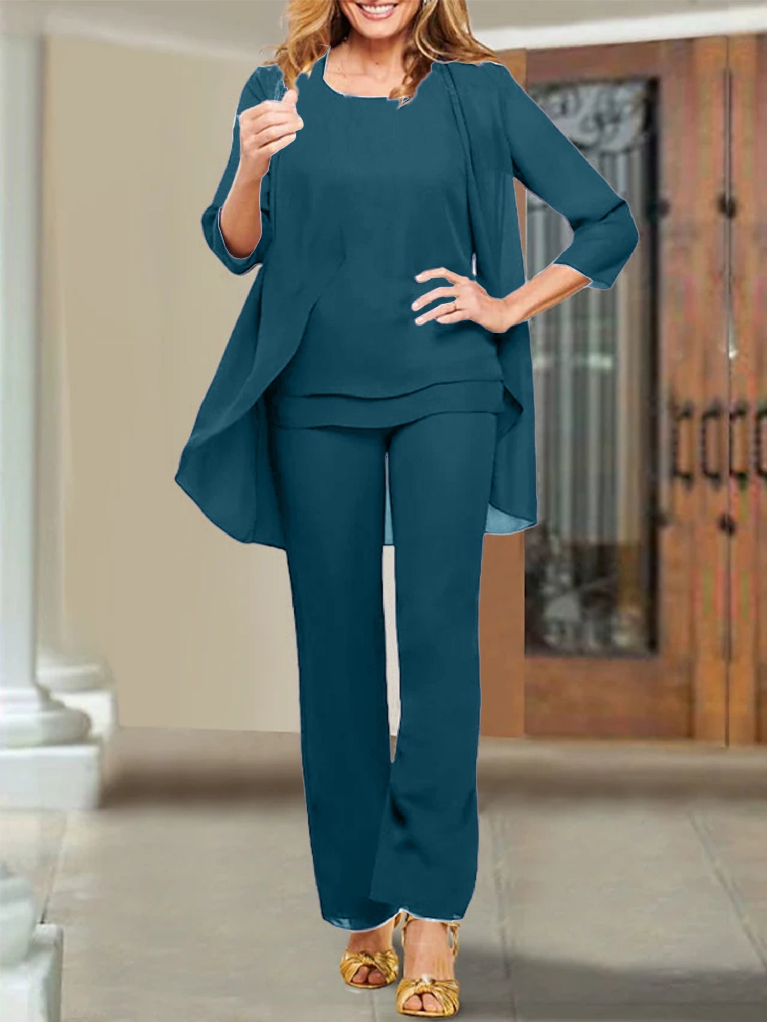 Trajes de pantalón para madre de la novia con escote redondo de gasa
