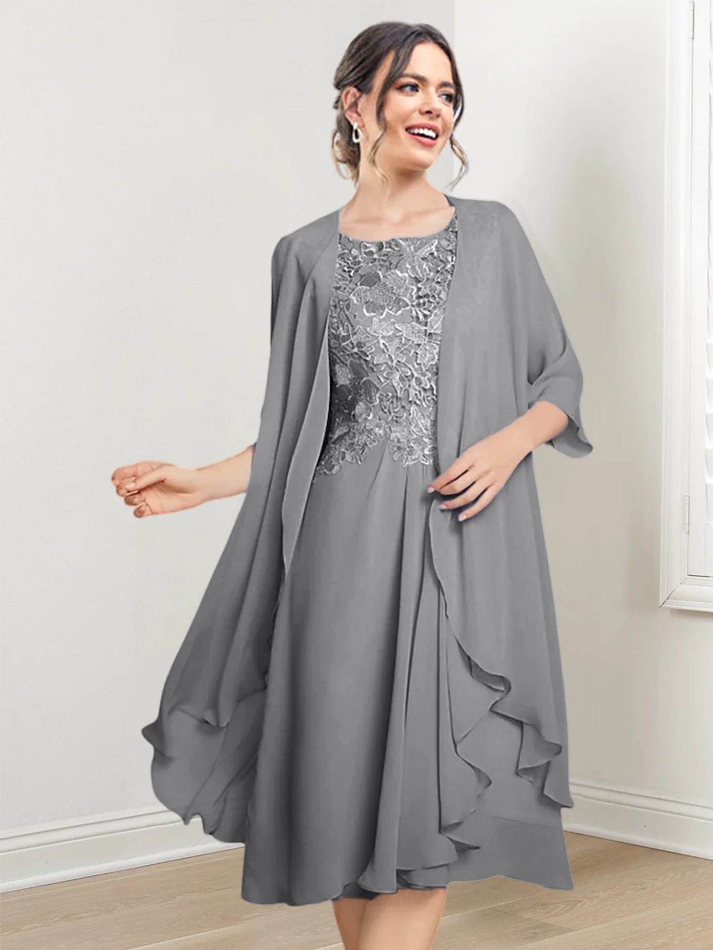 Vestidos de madre de la novia de corte A/princesa con escote redondo y largo hasta la rodilla