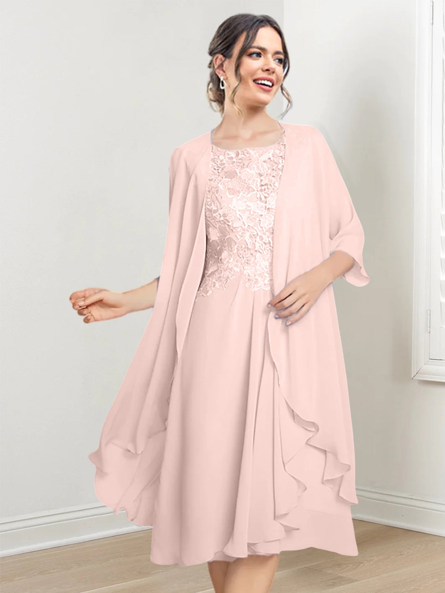 Vestidos de madre de la novia de corte A/princesa con escote redondo y largo hasta la rodilla