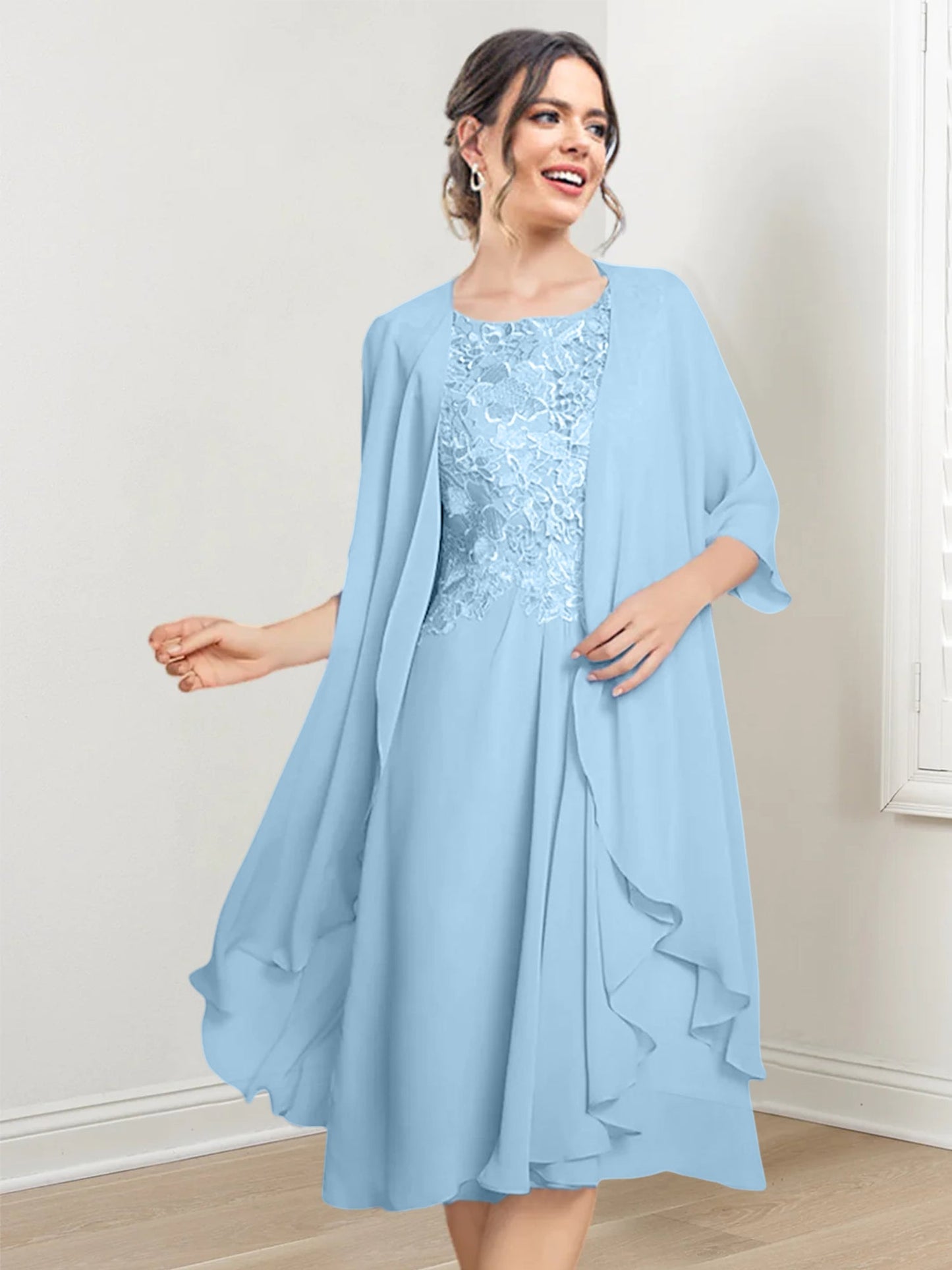 Vestidos de madre de la novia de corte A/princesa con escote redondo y largo hasta la rodilla