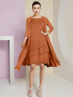Vestidos de madre de la novia de corte A/princesa con escote joya y largo hasta la rodilla