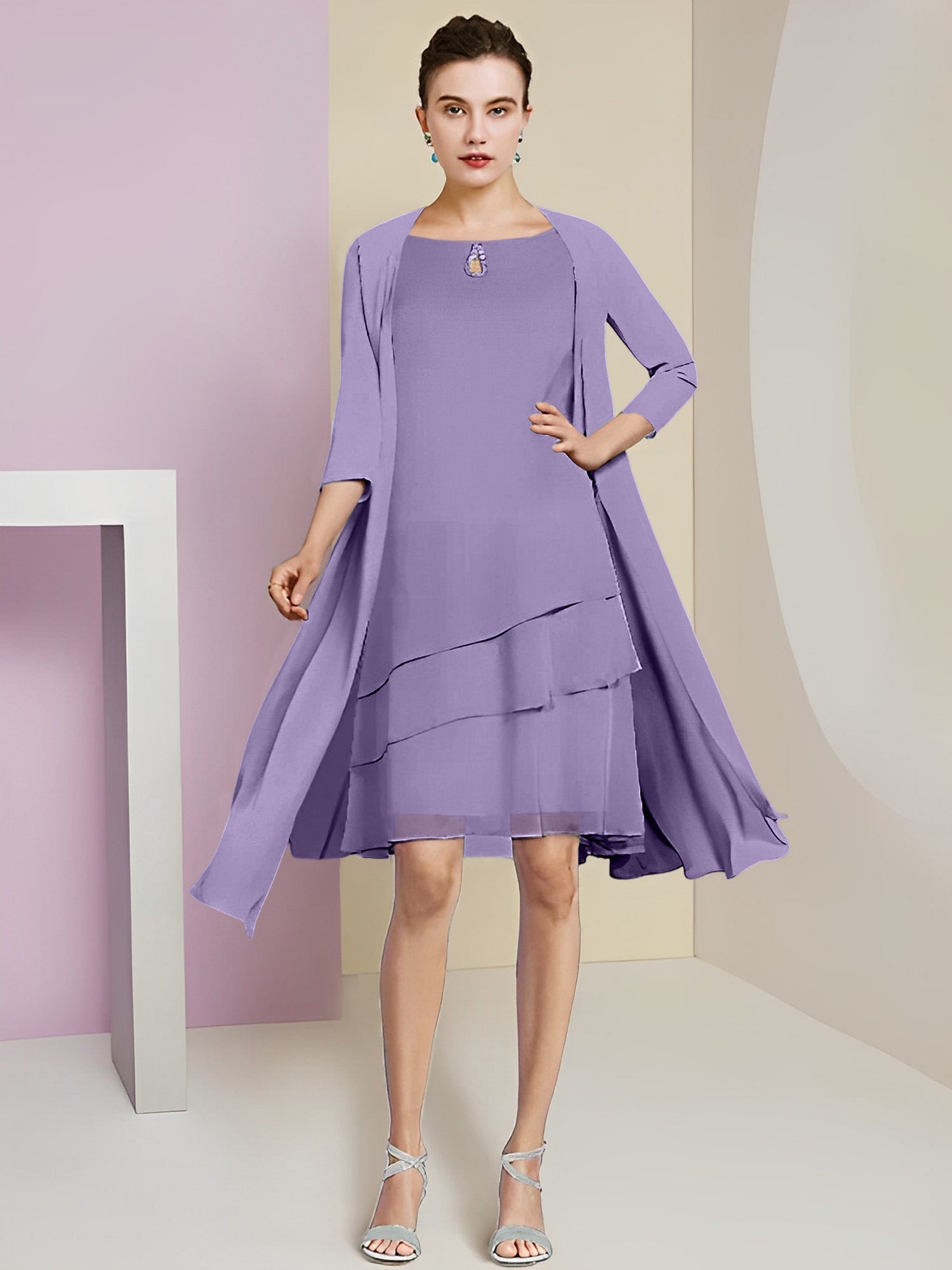 Vestidos de madre de la novia de corte A/princesa con escote joya y largo hasta la rodilla