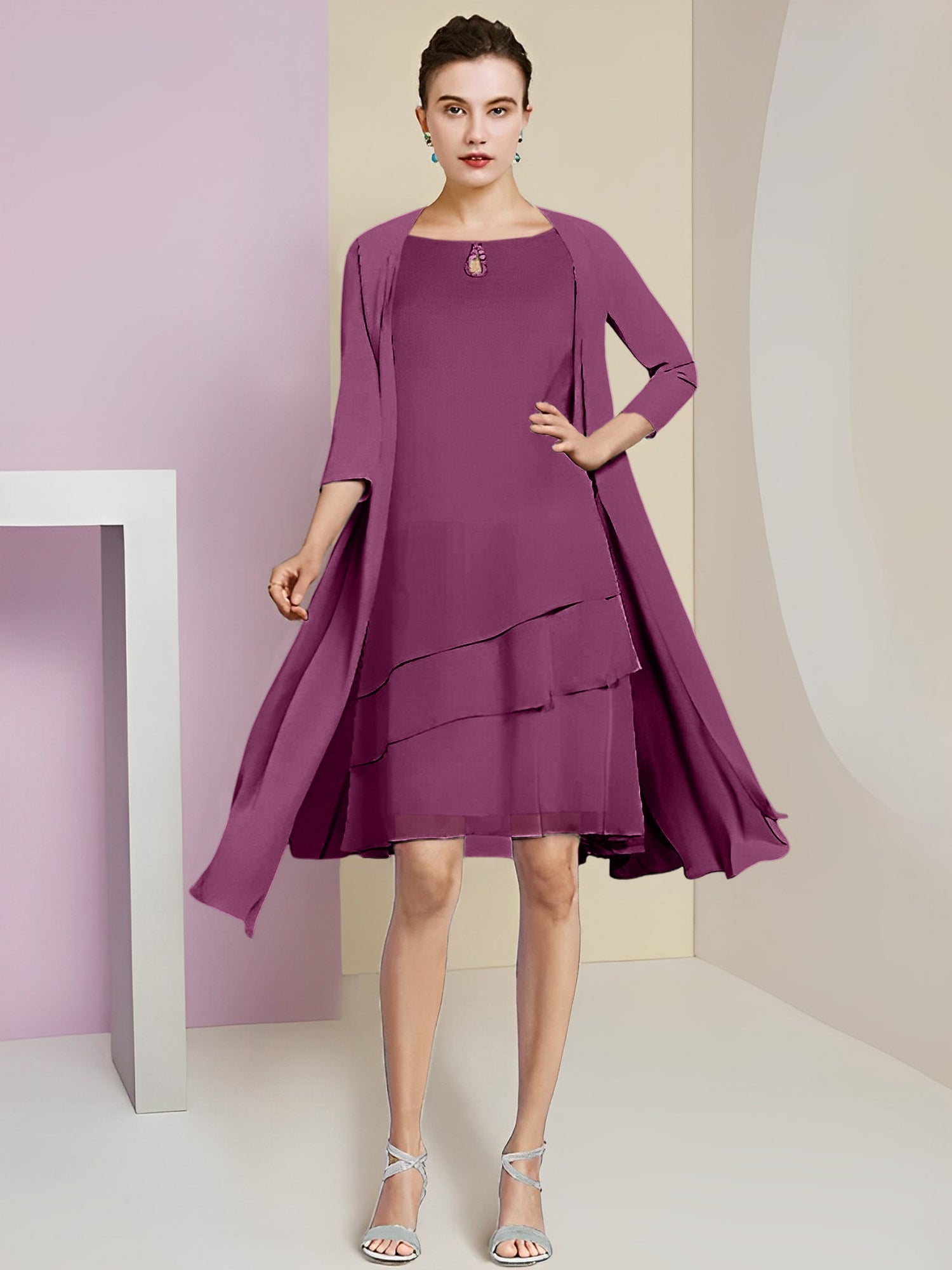 Vestidos de madre de la novia de corte A/princesa con escote joya y largo hasta la rodilla