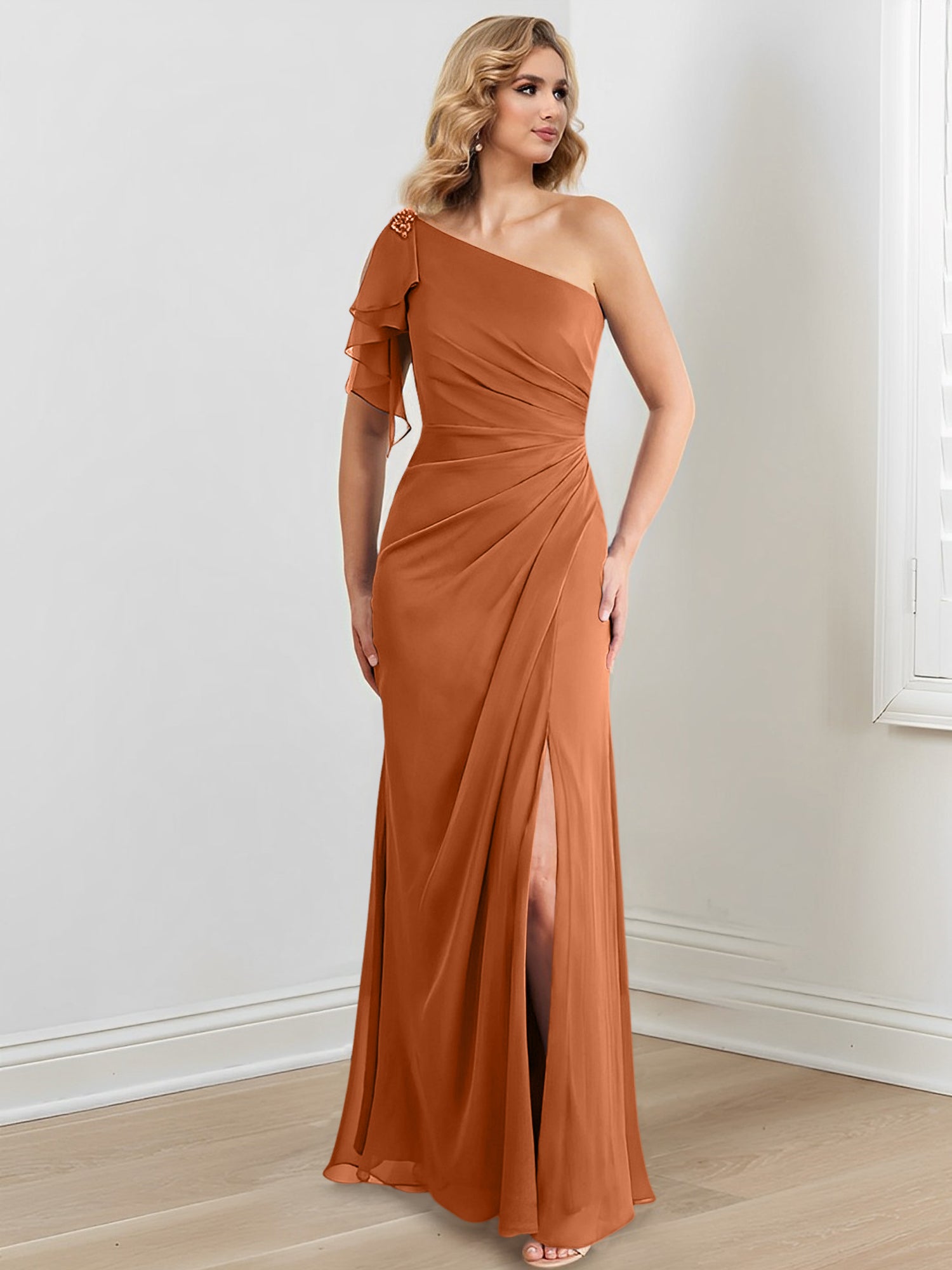 Vestidos para madre de la novia con corte tubo/columna, un hombro al aire y largo hasta el suelo