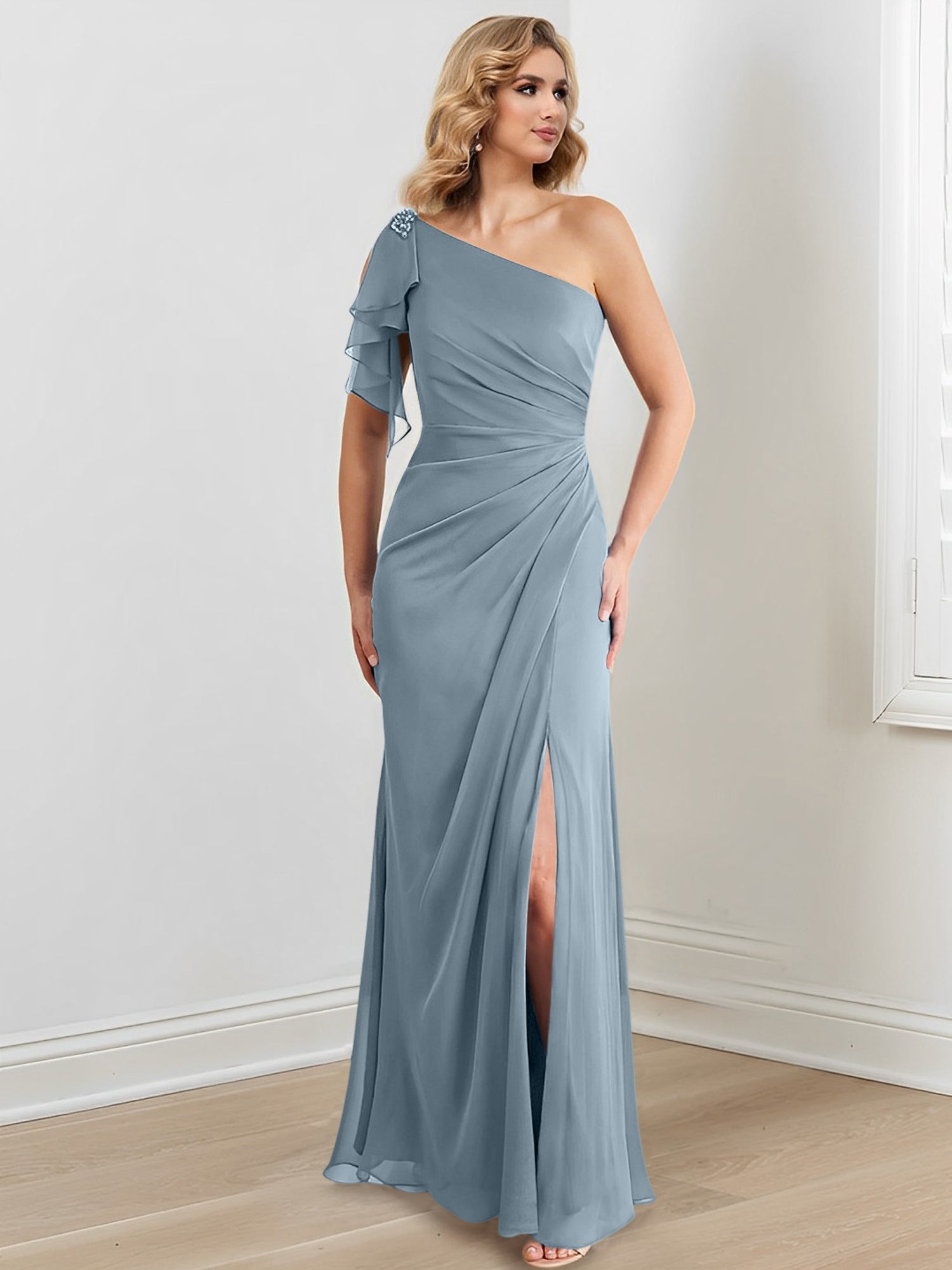 Vestidos para madre de la novia con corte tubo/columna, un hombro al aire y largo hasta el suelo