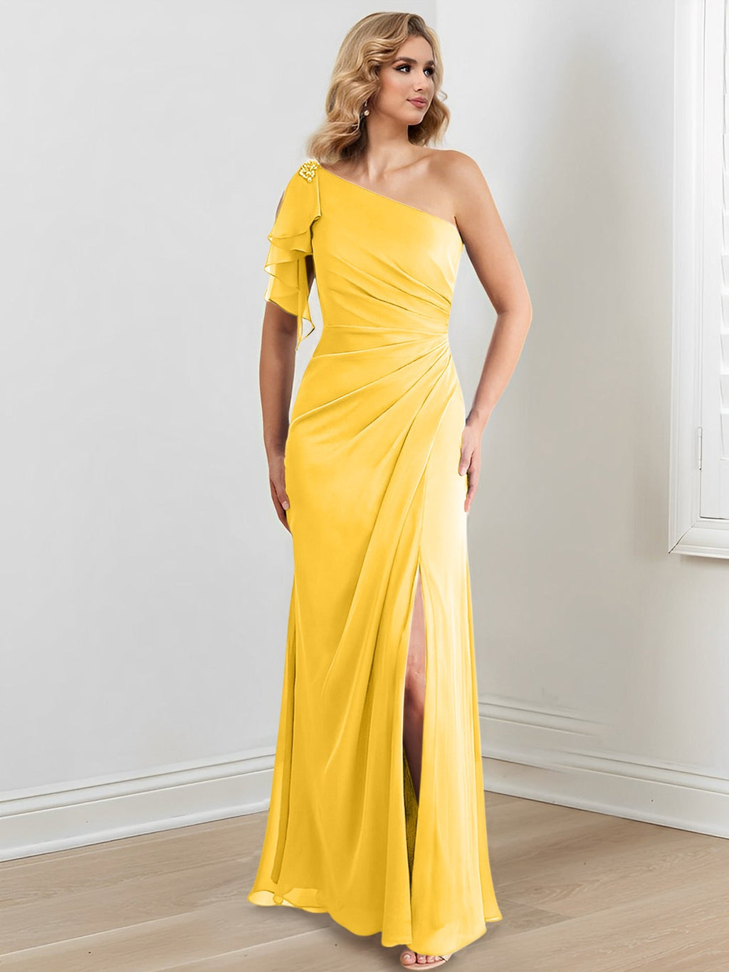 Vestidos para madre de la novia con corte tubo/columna, un hombro al aire y largo hasta el suelo