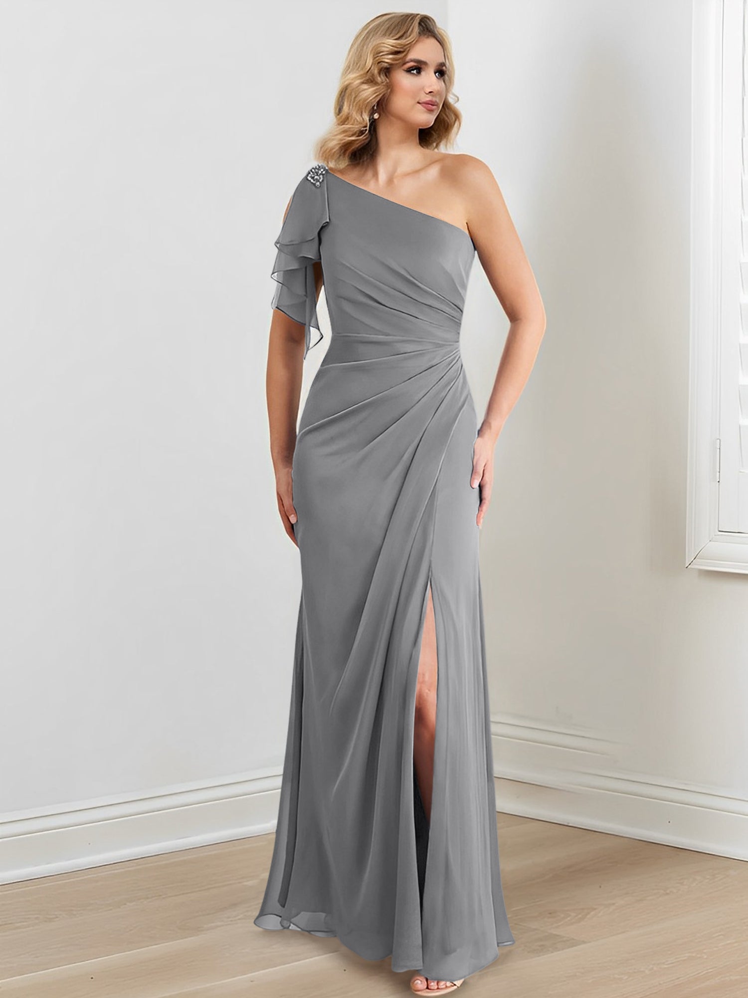 Vestidos para madre de la novia con corte tubo/columna, un hombro al aire y largo hasta el suelo