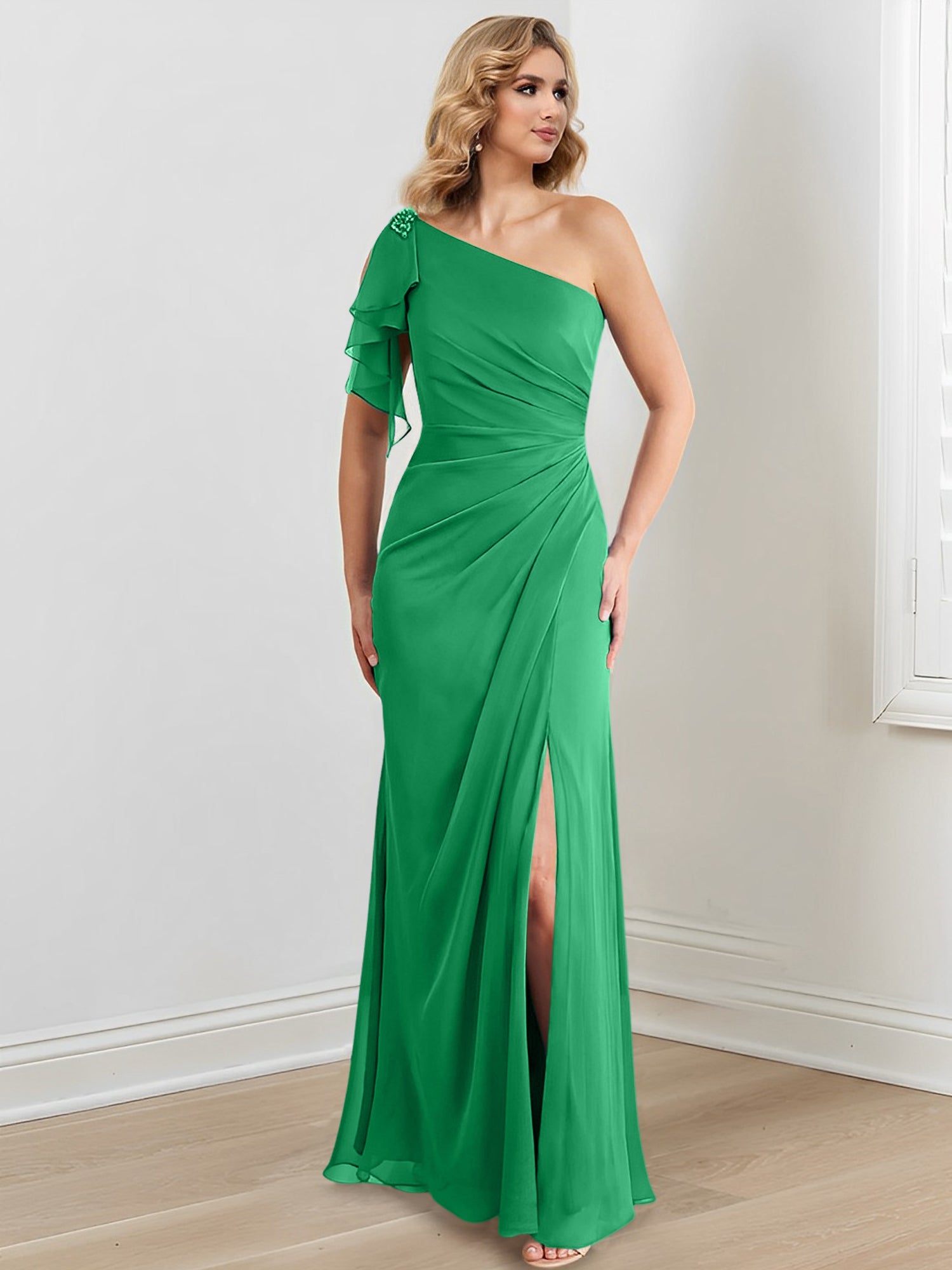 Vestidos para madre de la novia con corte tubo/columna, un hombro al aire y largo hasta el suelo