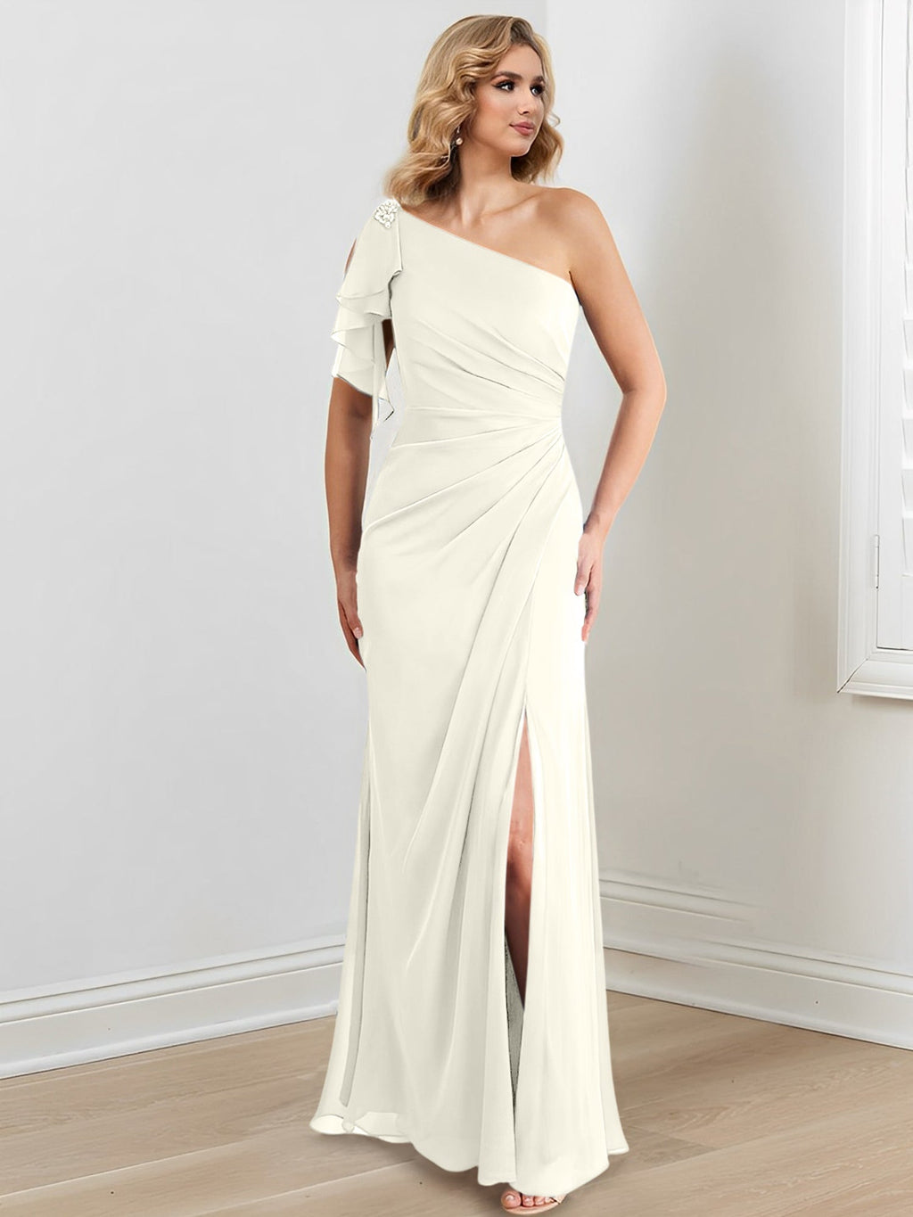 Vestidos para madre de la novia con corte tubo/columna, un hombro al aire y largo hasta el suelo