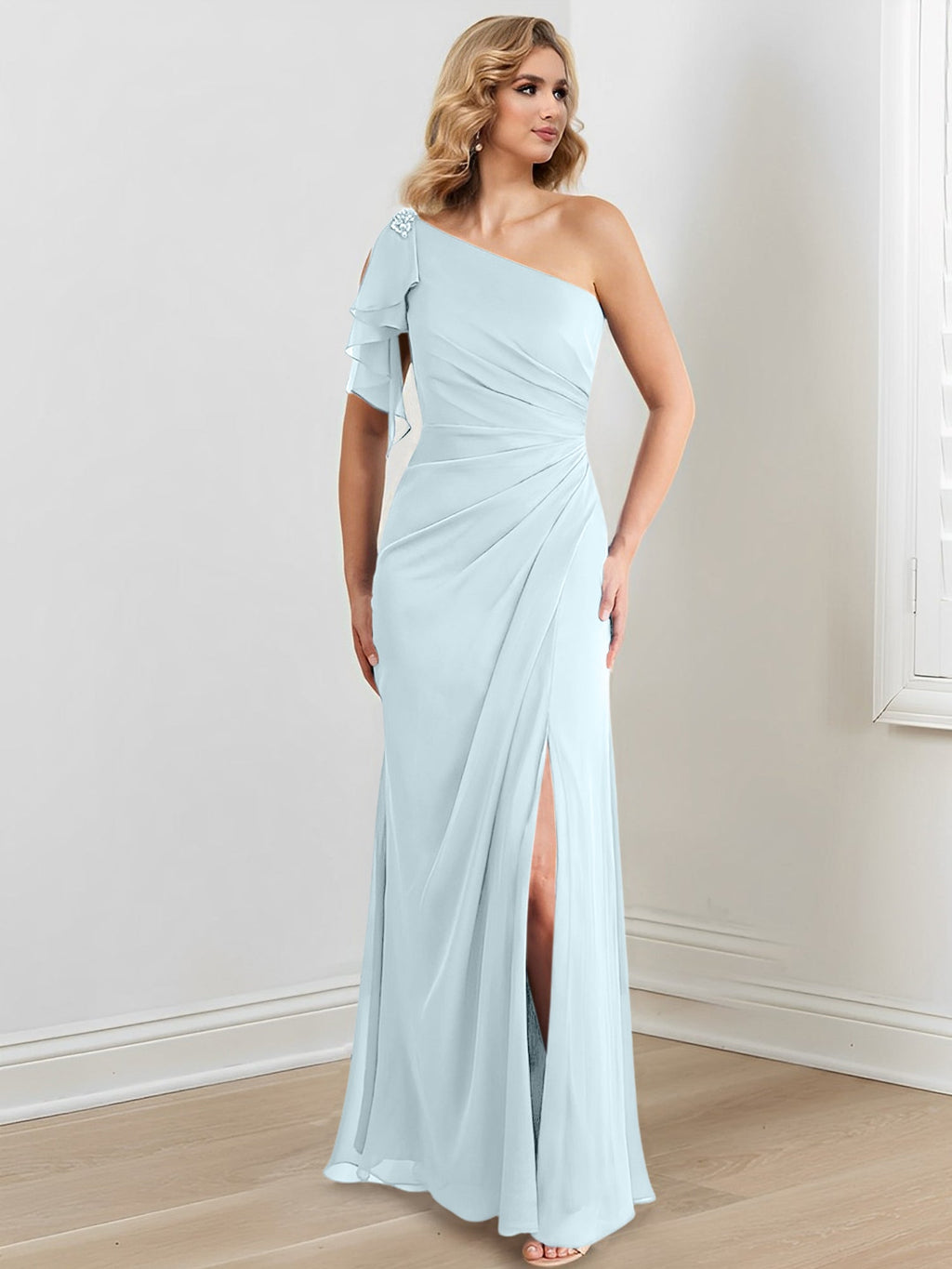 Vestidos para madre de la novia con corte tubo/columna, un hombro al aire y largo hasta el suelo