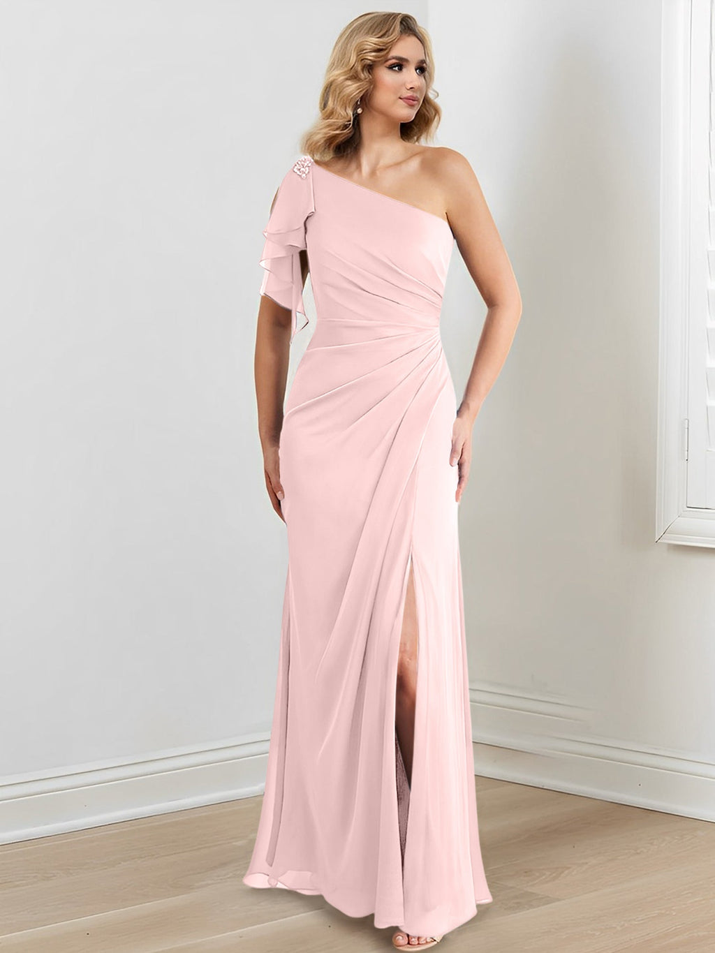 Vestidos para madre de la novia con corte tubo/columna, un hombro al aire y largo hasta el suelo