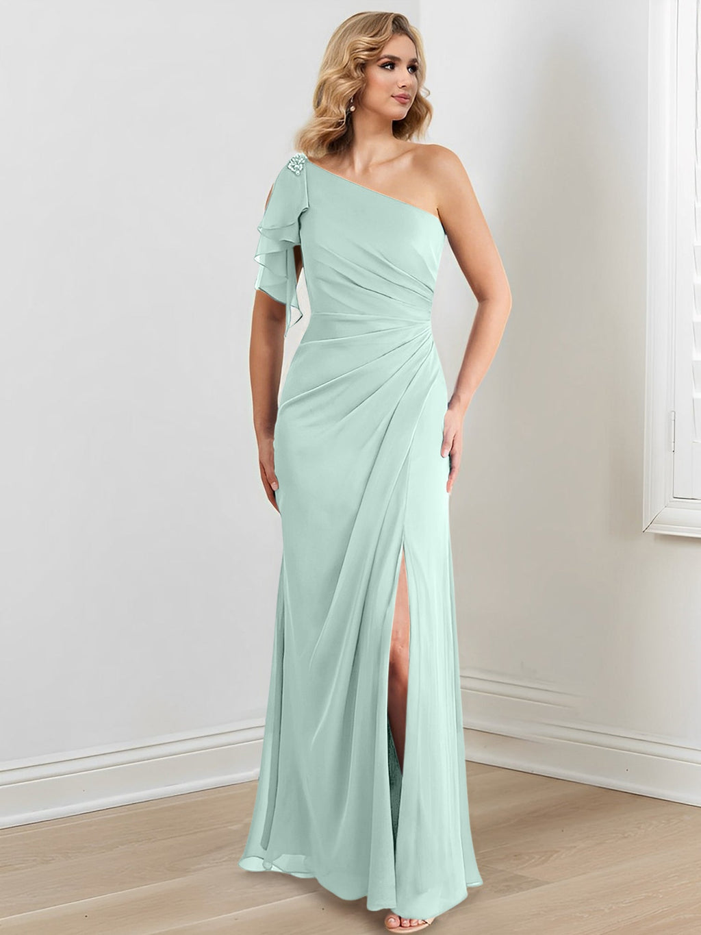 Vestidos para madre de la novia con corte tubo/columna, un hombro al aire y largo hasta el suelo